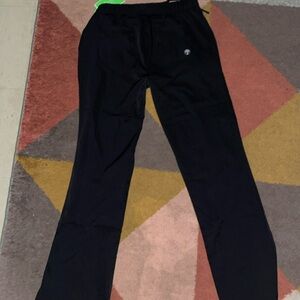 I’m selling these scrub pants for women